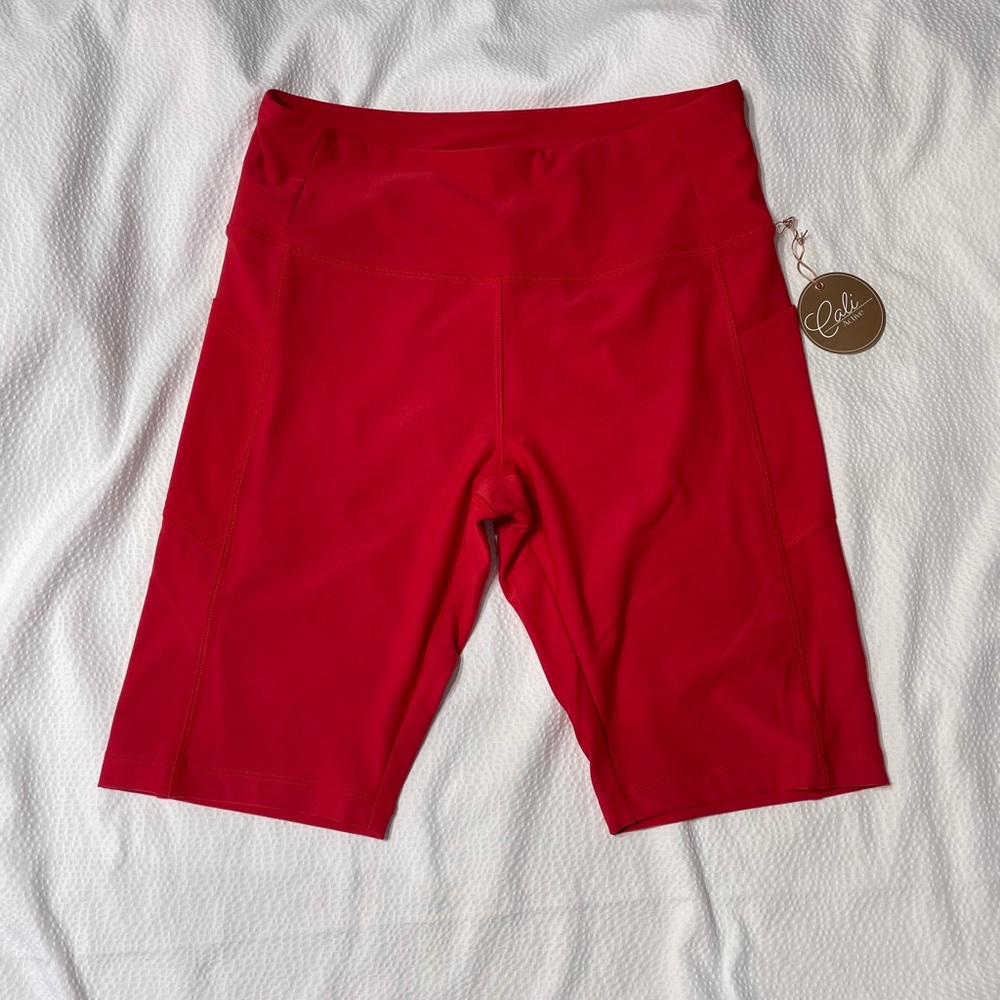 CALI ACTIVE short leggings true red size L